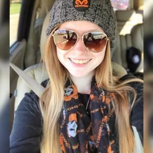 Meet your Posher, Sara